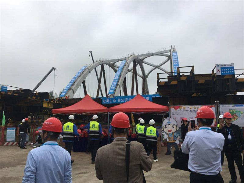 我公司參加江蘇省建筑行業(yè)協(xié)會(huì)建筑安全設(shè)備管理分會(huì)一屆二次理事會(huì)議